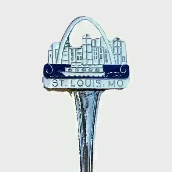 *5 for $15* St. Louis Missouri Arch Souvenir Spoon - Picture 2 of 5